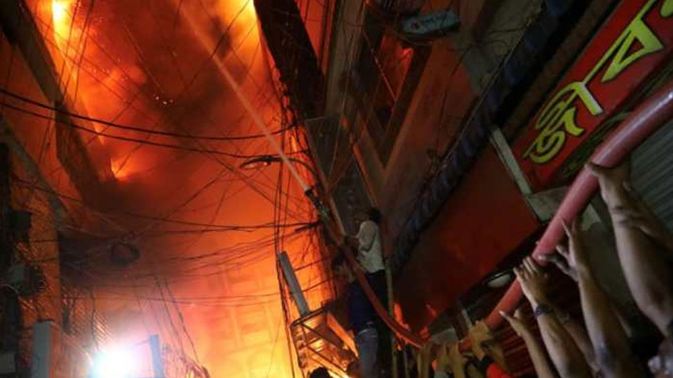 बांग्लादेश: इलेक्ट्रिक पंखों की फैक्ट्री में लगी भीषण आग, 10 की मौत