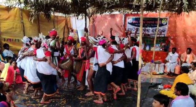ଲାଞ୍ଜିଆ ସଉରା ଜାତିର ନାମକରଣର କାରଣ ଜାଣନ୍ତୁ ଓ ତାଙ୍କର ପରମ୍ପରା ଜାଣିଲେ ଆଶ୍ଚର୍ଯ୍ୟ ହେବେ ଲାଞ୍ଜିଆ ସଉରା ଜାତିର ନାମକରଣର କାରଣ ଜାଣନ୍ତୁ ଓ ତାଙ୍କର ପରମ୍ପରା ଜାଣିଲେ ଆଶ୍ଚର୍ଯ୍ୟ ହେବେ