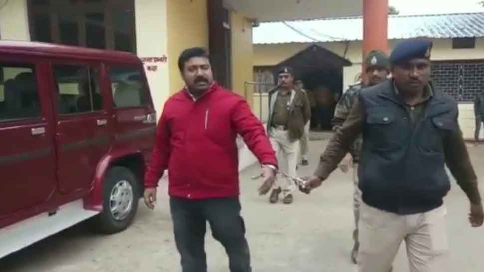 MP: एक साल बाद पुलिस के हत्थे चढ़ा करोड़ों के बैंक घोटाले की आरोपी