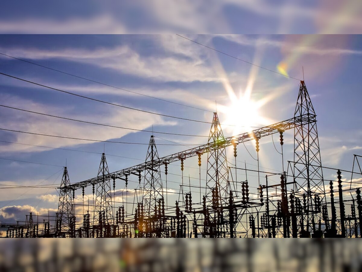 बिजली कंपनियों के पास बिजली की दर में बढ़ोतरी का प्रस्ताव आया है. (प्रतीकात्मक तस्वीर)