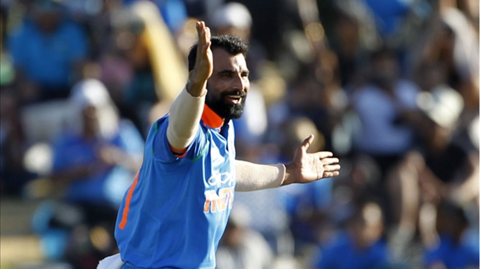 मोहम्मद शमी ने 30वें ओवर में पलटा मैच Shami turns match