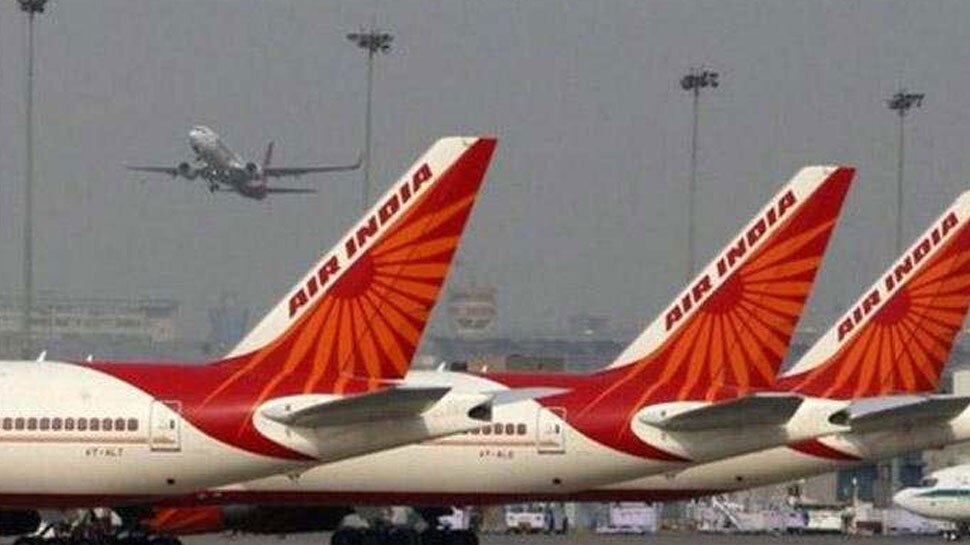 CAA Protest: कई उड़ानें रद्द, फ्लाइट मिस करने वालों का होगा किराया वापस