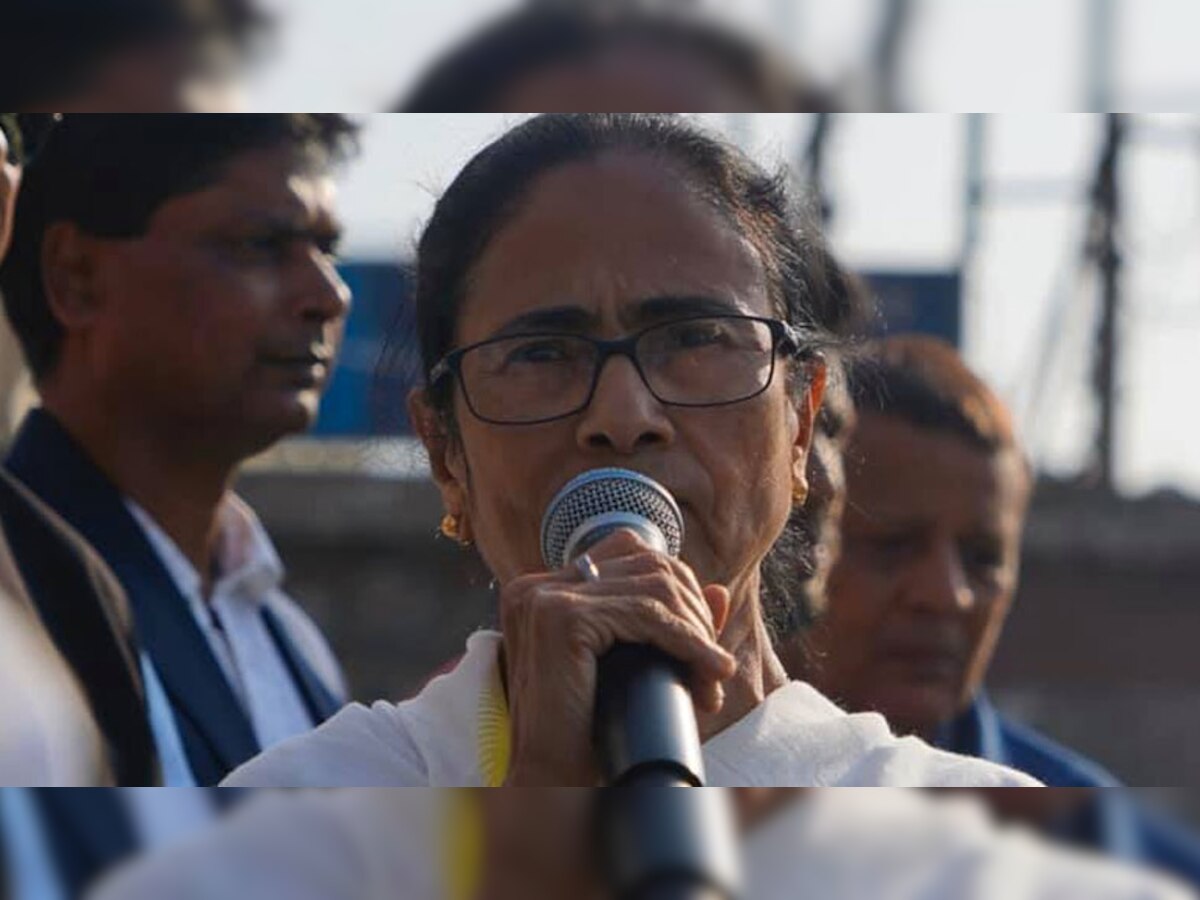 पश्चिम बंगाल की मुख्यमंत्री ममता बनर्जी ने CAA पर जारी विरोध पर अपना बयान दिया है. 