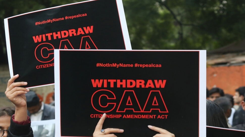 CAA का विरोध: अहमदाबाद में 49 पत्थरबाजों को हिरासत में लिया गया