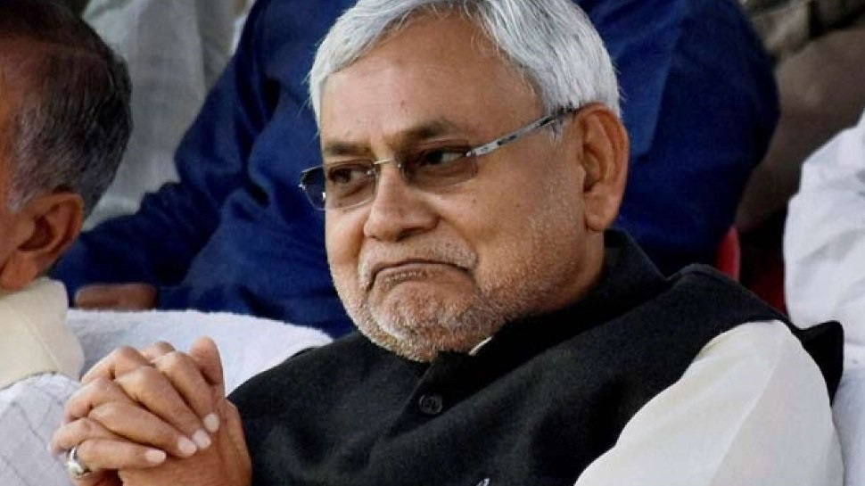 बिहार: CAA-NRC को लेकर विपक्ष ने CM पर किया तंज, कहा- 'कब बदल जाएं, कोई नहीं जानता' बिहार: CAA-NRC को लेकर विपक्ष ने CM पर किया तंज, कहा- 'कब बदल जाएं, कोई नहीं जानता'