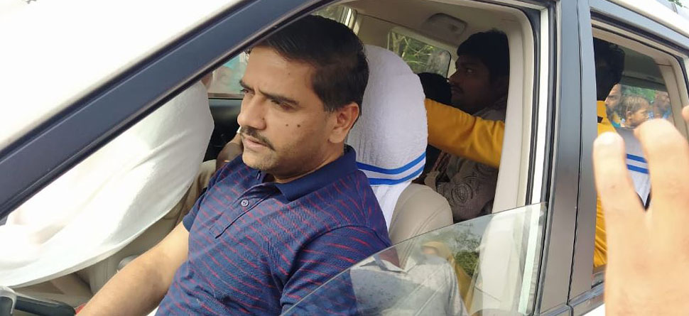 ଦେବଦୂତ ସାଜିଲେ ଗଞ୍ଜାମ ଜିଲ୍ଲାପାଳ ଦେବଦୂତ ସାଜିଲେ ଗଞ୍ଜାମ ଜିଲ୍ଲାପାଳ