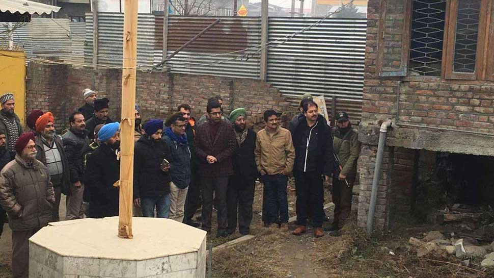 कश्मीर: दशकों से अटके राजमार्ग का काम होगा पूरा, गुरुद्वारा तोड़ने पर राजी हुआ सिख समुदाय