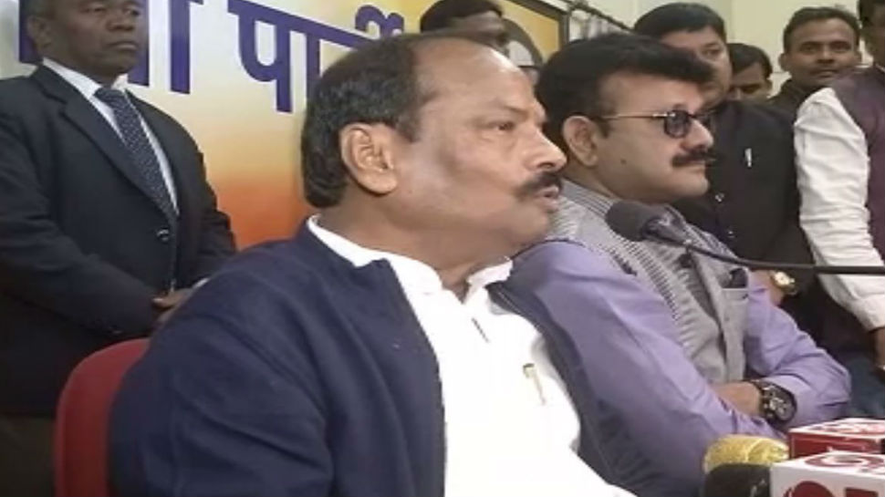 झारखंड चुनाव परिणाम 2019: रघुवर दास ने कबूली हार, बोले- ये पार्टी की नहीं मेरी पराजय' झारखंड चुनाव परिणाम 2019: रघुवर दास ने कबूली हार, बोले- ये पार्टी की नहीं मेरी पराजय'