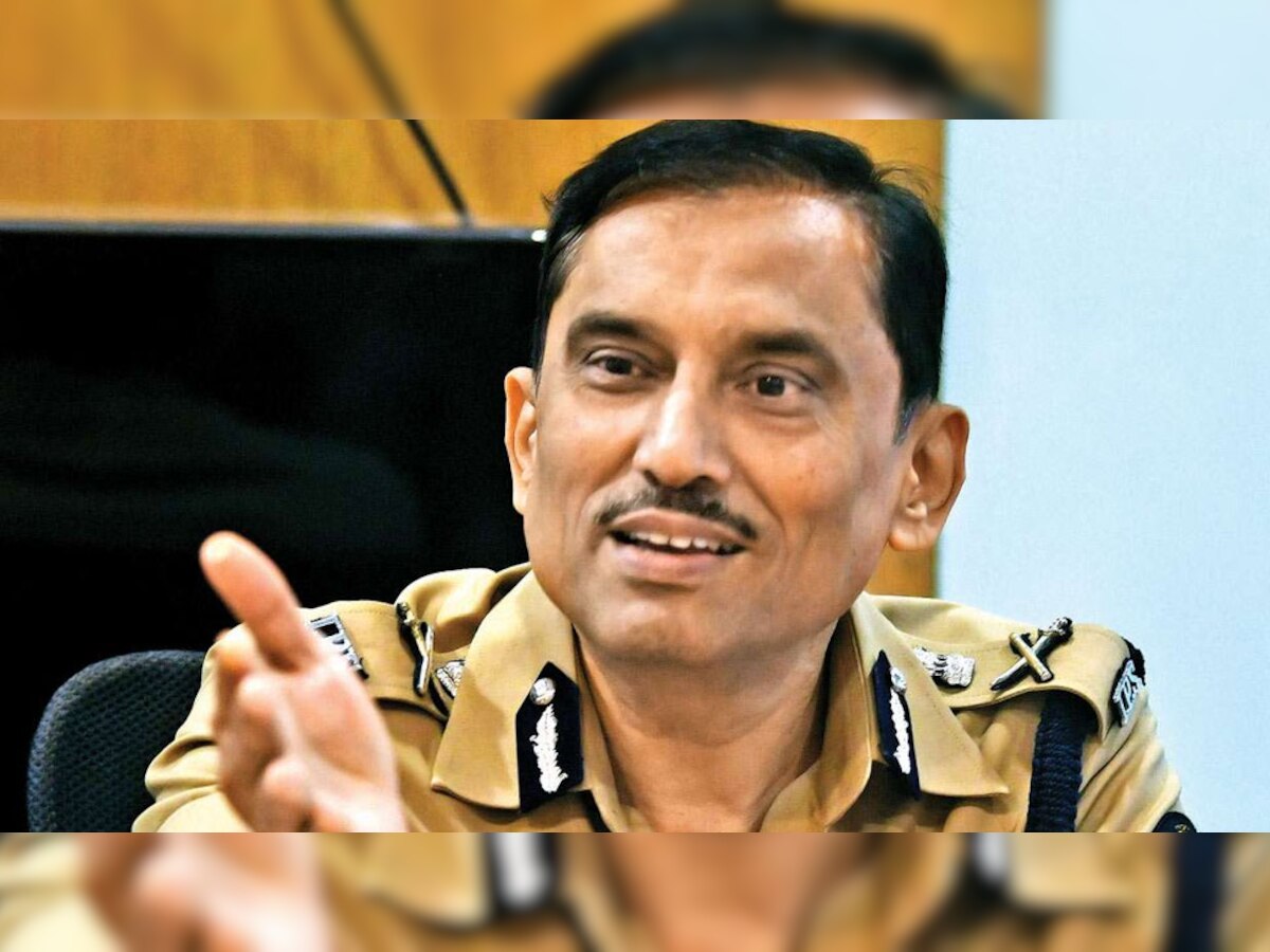 मुंबई पुलिस कमिश्नर संजय बर्वे ने NRC और CAA पर बड़ा बयान दिया है.