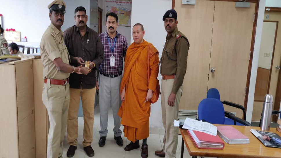 बेंगलुरु एयरपोर्ट पर पकड़ा गया कंबोडियाई नागरिक, बैग में मिले जंगली सुअर के 3 दांत