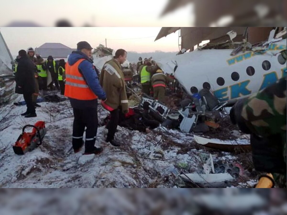 कजाकिस्तान: अलमाटी में यात्री विमान क्रैश, 100 लोग थे सवार, कम से कम 15 लोगों की मौत