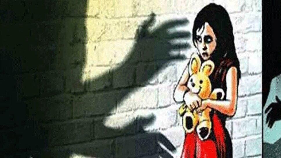 नाबालिग छात्रा का हुआ था अपहरण, वापस लौट पुलिस में की शिकायत, कहा- थानेदार है आरोपी