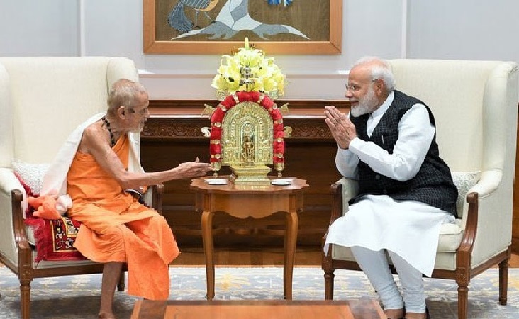 नहीं रहे पेजावर मठ के विश्वेश तीर्थ स्वामी, पीएम मोदी समेत कई नेताओं ने जताया शोक