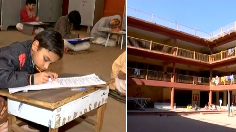 इस स्कूल में कुंडली देखकर दिया जाता है प्रवेश, देश-विदेश के छात्र कर रहे हैं यहां पढ़ाई इस स्कूल में कुंडली देखकर दिया जाता है प्रवेश, देश-विदेश के छात्र कर रहे हैं यहां पढ़ाई