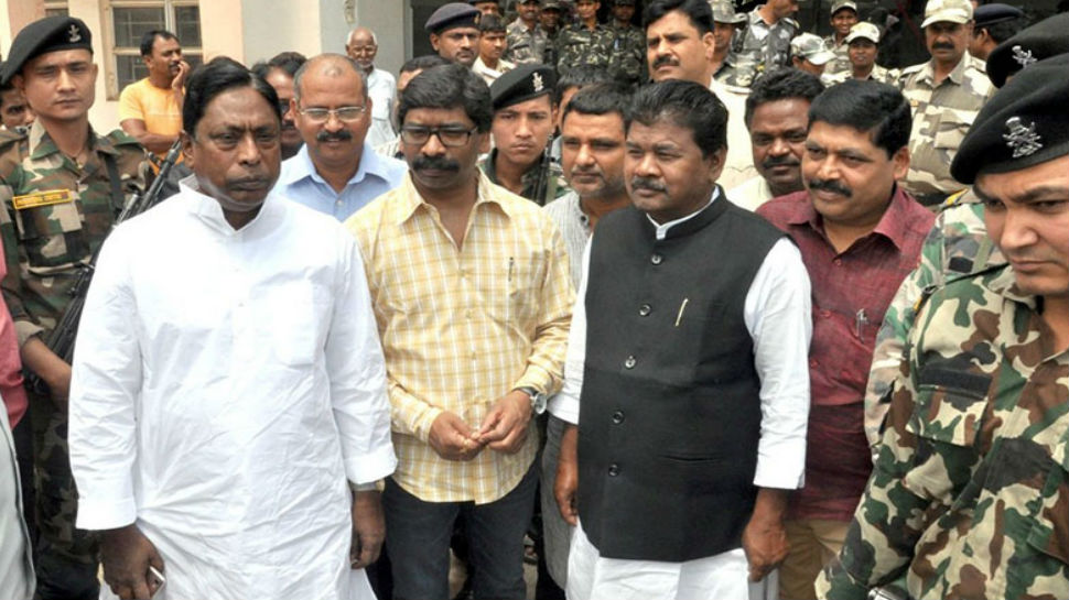 झारखंड: आलमगीर आलम बोले- NRC और CAA कोई मुद्दा ही नहीं है झारखंड: आलमगीर आलम बोले- NRC और CAA कोई मुद्दा ही नहीं है