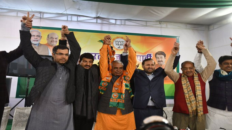 केजरीवाल को लगा झटका, AAP के टिकट पर लोकसभा चुनाव लड़ने वाले गुगन सिंह BJP में शामिल केजरीवाल को लगा झटका, AAP के टिकट पर लोकसभा चुनाव लड़ने वाले गुगन सिंह BJP में शामिल