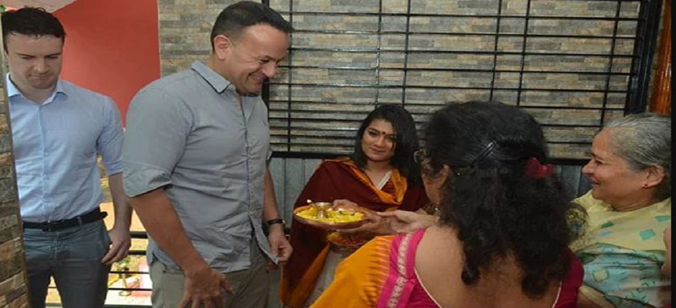 ଗାଁ ବୁଲୁଛନ୍ତି ଆୟର୍ଲାଣ୍ଡ ପ୍ରଧାନମନ୍ତ୍ରୀ