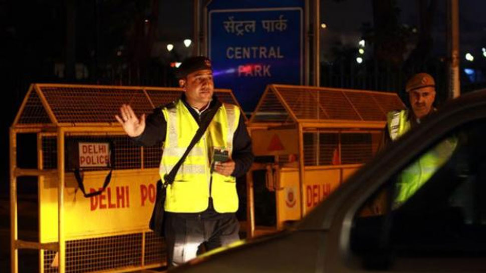 नए साल का जश्न फीका न पड़े, दिल्ली पुलिस ने कर ली है अपनी तैयारी