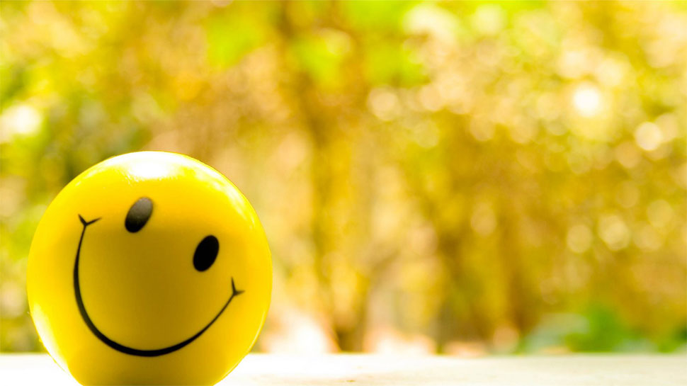 2020 में कैसे रहें positive? जानिए खुश रहने के बेहद आसान तरीके