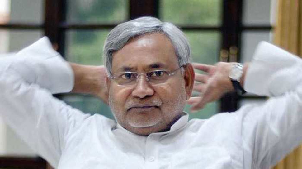 सीट शेयरिंग पर सवाल उठाने के बाद PK का सुशील मोदी पर वार, नीतीश ने कहा... सीट शेयरिंग पर सवाल उठाने के बाद PK का सुशील मोदी पर वार, नीतीश ने कहा...