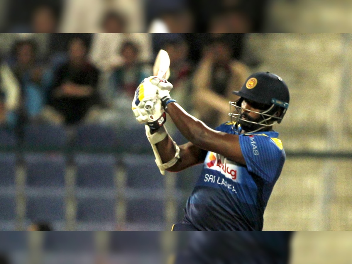 थिसारा परेरा श्रीलंका के कप्तान भी रह चुके हैं. वे आईपीएल में छह अलग-अलग टीमों से खेल चुके हैं. (फोटो: IANS) 