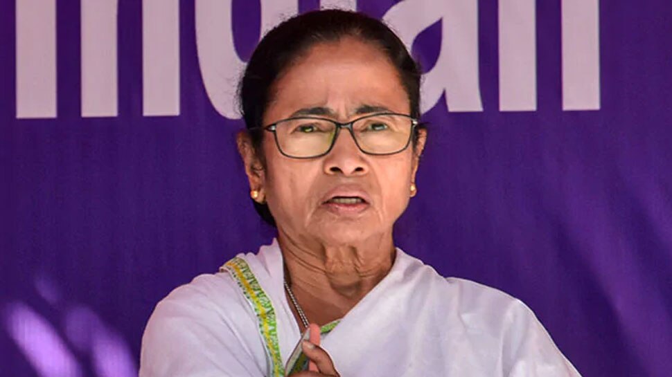 पश्चिम बंगाल: ममता लेंगी TMC छात्र परिषद के सदस्यों की क्लास, बताएंगी CAA के क्या हैं नुकसान!