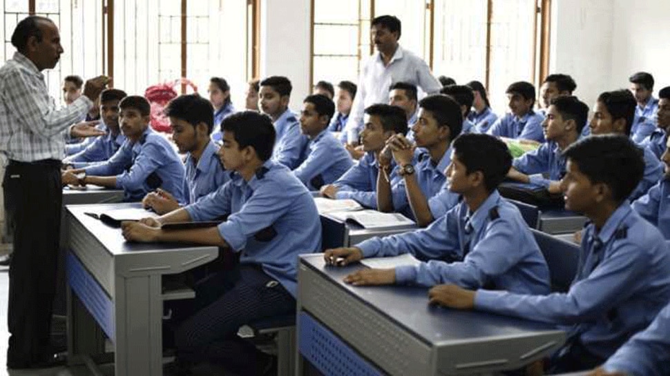 These government schools in Delhi are among the top 10 in country,  Education World Portal released ranking | दिल्ली के ये सरकारी स्कूल हैं देश  के टॉप 10 में शामिल, एजुकेशन वर्ल्ड