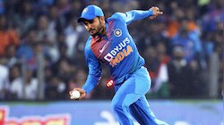 INDvsAUS: मनीष पांडे ने लिया अद्भुत कैच; ICC और BCCI ने किया ट्वीट, देखें VIDEO