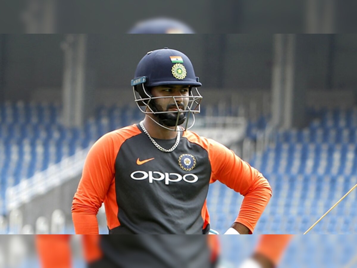 पंत को मुंबई में सिर पर गेंद लगी थी लेकिन वे बेंगलुरू वनडे तक फिट हो गए थे.  (फोटो: IANS)