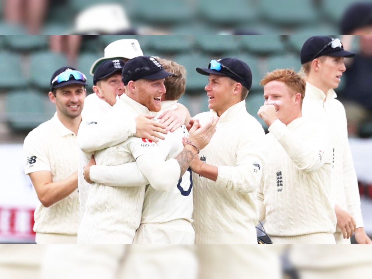 इंग्लैंड की टीम दक्षिण अफ्रीका से पहला टेस्ट मैच हार गई थी. लेकिन इसके बाद उसने दो टेस्ट मैच जीत लिए हैं. (फोटो: Reuters) 