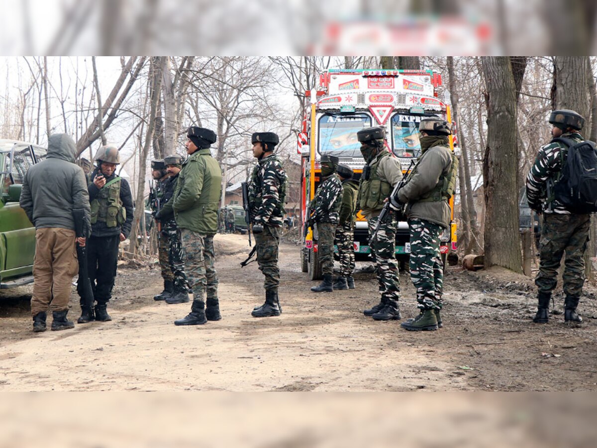 जम्मू-कश्मीर: पुलवामा हमले की साजिश रचने वाले जैश कमांडर कारी यासिर को सुरक्षाबलों ने किया ढेर