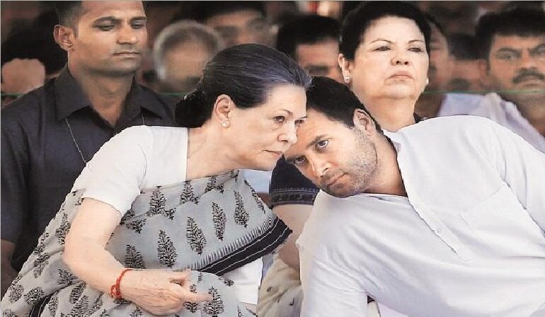 दिल्ली में 63 सीटों पर कांग्रेस की जमानत जब्त, शीर्ष नेतृत्व में सिर फुटव्वल शुरू