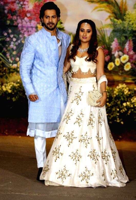 बचपन के दोस्त हैं वरुण और नताशा varun dhawan and natasha dalal