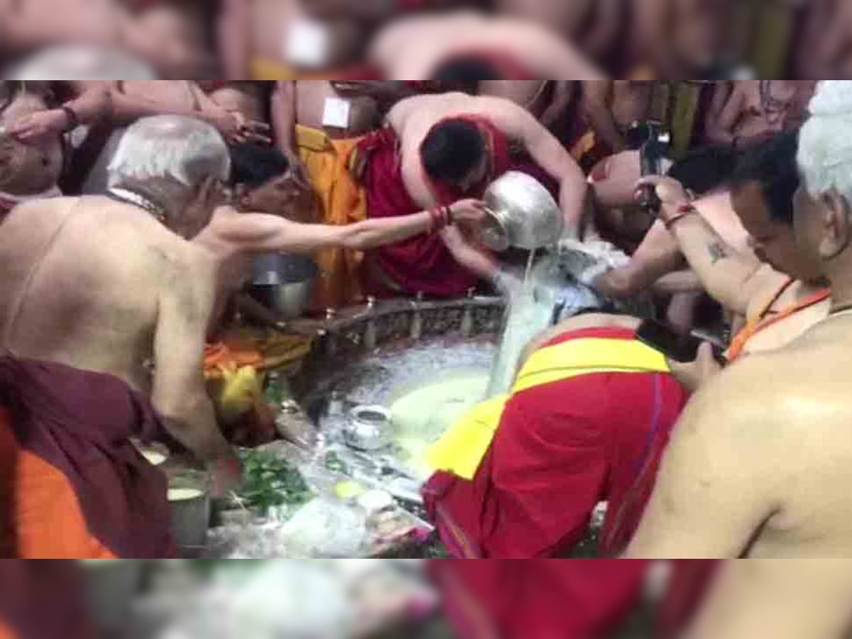 देशभर में महाशिवरात्रि की धूम, मंदिरों में उमड़ा शिव भक्तों का सैलाब 