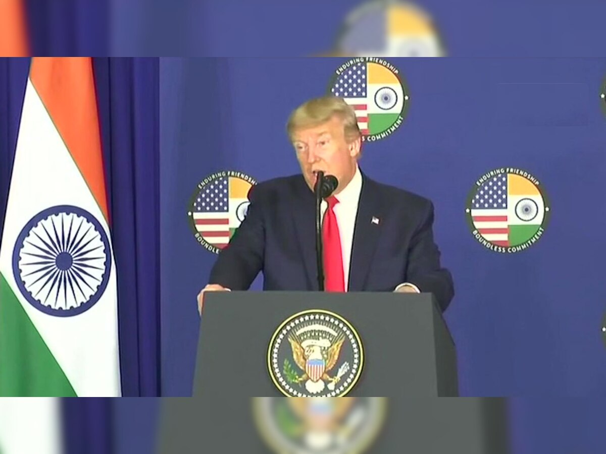 दिल्ली में अमेरिकी राष्ट्रपति डोनाल्ड ट्रंप ने प्रेस कॉन्फ्रेंस को संबोधित किया. 