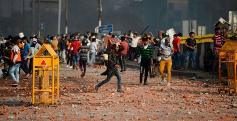 दिल्ली हिंसाः अफसोस- प्रदर्शन के नाम पर &#039;आतंकियों&#039; ने 20 लोगों का खून बहा दिया