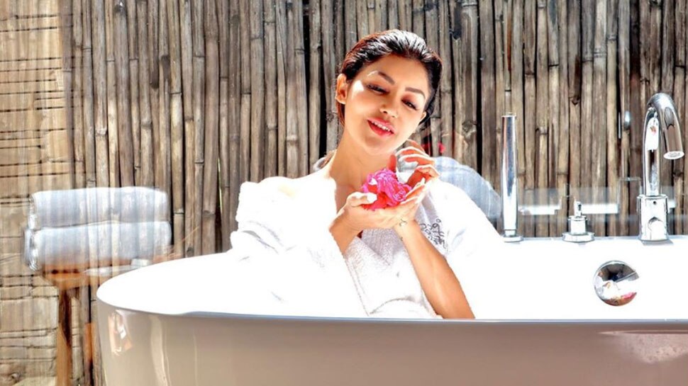 TV Actress Debina Bonnerjee bold photoshoot in bathtub latest instagram