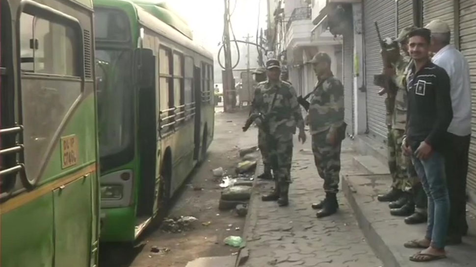सीलमपुर में सुरक्षाबल मौजूद Security tightened in Seelampur