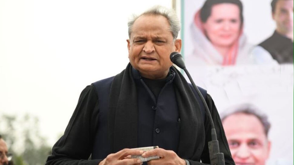 ashok gehlot said changing party is not good for parliamentary