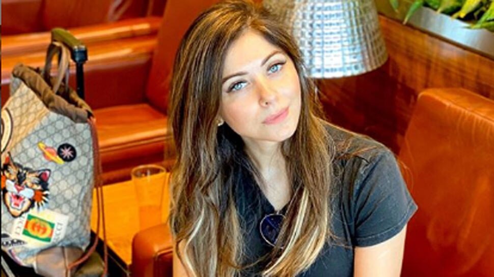 Kanika Kapoor के नखरों से हॉस्पिटल वाले परेशान, मरीज़ नहीं स्टार जैसा कर रही हैं बर्ताव