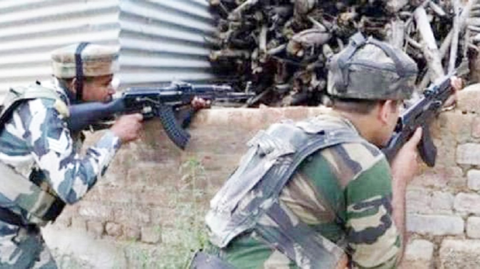 जम्मू-कश्मीर: सिक्योरिटी फोर्सेज़ को मिली बड़ी कामयाबी, 4 दहशतगर्दों को किया हलाक़ जम्मू-कश्मीर: सिक्योरिटी फोर्सेज़ को मिली बड़ी कामयाबी, 4 दहशतगर्दों को किया हलाक़