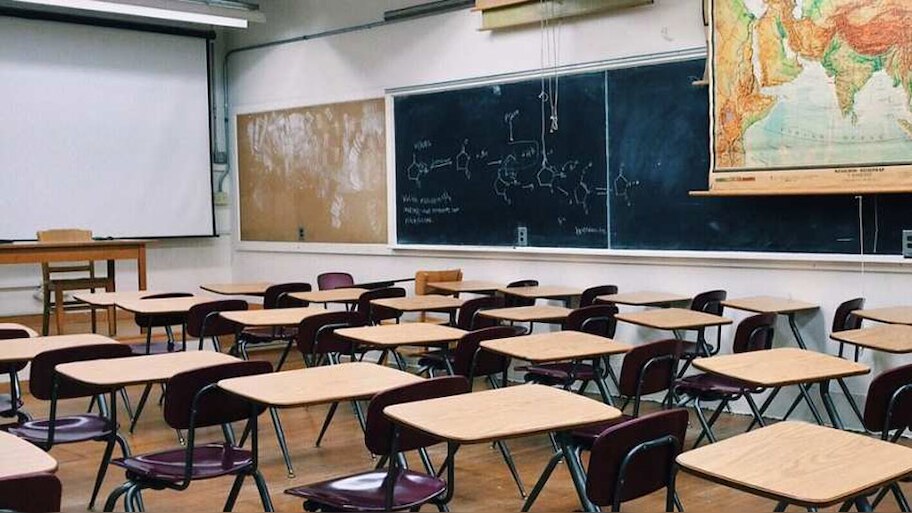 मगरिबी बंगाल में प्राइवेट TV चैनल पर चल रहीं वर्चुअल क्लासेज़ 10 जून तक जारी रहेंगी: वज़ीरे तालीम