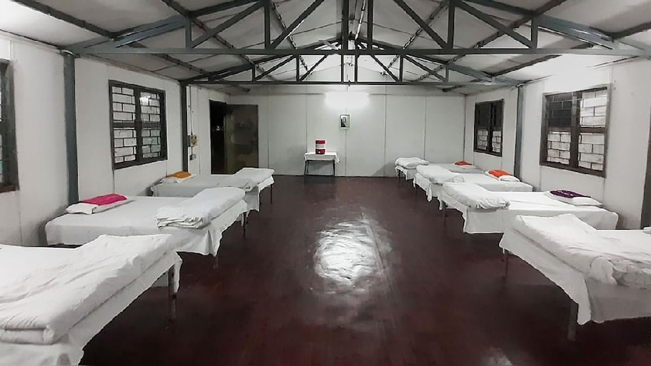 इंदौर से भागे 8 लोगों में से पकड़े गए 3 मरीज,पांच अभी भी फ़रार