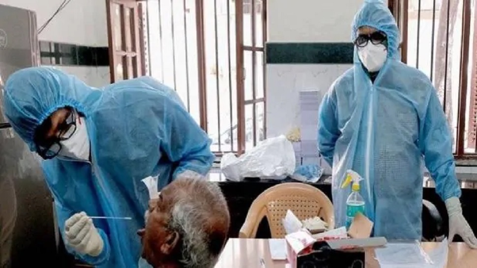 खराब क्वालिटी की पीपीई किट को लेकर वज़ीरे सेहत ने जारी किए जांच के आदेश खराब क्वालिटी की पीपीई किट को लेकर वज़ीरे सेहत ने जारी किए जांच के आदेश