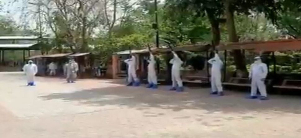 କୋରୋନା ଯୁଦ୍ଧରେ ହାରିଗଲେ ପୋଲିସ ଇନ୍ସପେକ୍ଟର, ଏପରି ଦିଆଗଲା ଶ୍ରଦ୍ଧାଞ୍ଜଳି, ଦେଖନ୍ତୁ ଭିଡିଓ କୋରୋନା ଯୁଦ୍ଧରେ ହାରିଗଲେ ପୋଲିସ ଇନ୍ସପେକ୍ଟର, ଏପରି ଦିଆଗଲା ଶ୍ରଦ୍ଧାଞ୍ଜଳି, ଦେଖନ୍ତୁ ଭିଡିଓ