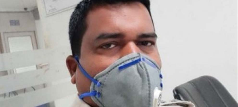 ବନ୍ଧାହେବେ ବଡ଼ଚଣା ପୂର୍ବତନ ଥାନା ବାବୁ ! ବନ୍ଧାହେବେ ବଡ଼ଚଣା ପୂର୍ବତନ ଥାନା ବାବୁ !