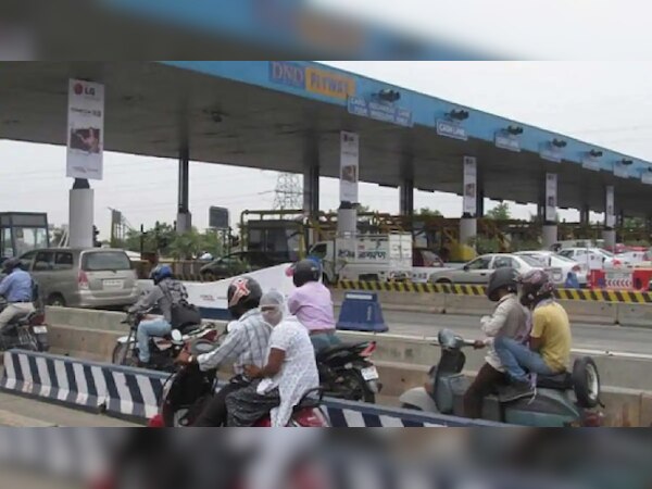 नोएडा-दिल्ली बॉर्डर सील किए जाने के बाद सिक्योरिटी के सख्त इंतेज़ाम, RAF के जवानों को भी किया तैनात