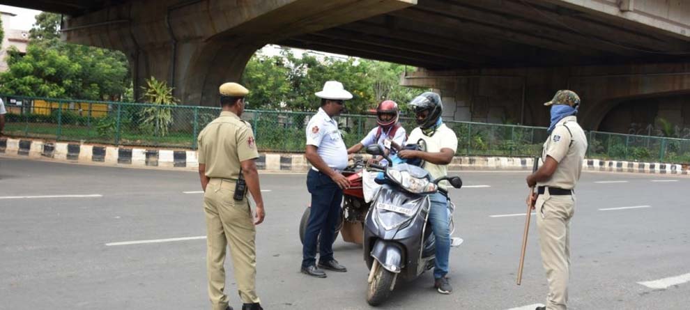 କୋହଳ ହେଲା ନିୟମ, ଖୋଲିବ ଏହି ଦୋକାନ କୋହଳ ହେଲା ନିୟମ, ଖୋଲିବ ଏହି ଦୋକାନ
