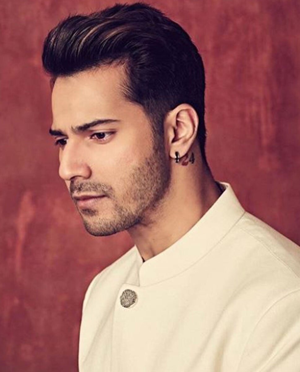 वरुण धवन के कान के पीछे बना टैटू भी कोई मकसद बताता है Varun Dhawan