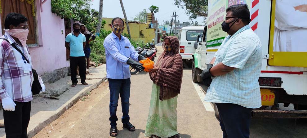 ପ୍ରତ୍ୟେକ୍ଷ ଭାବେ ସହଯୋଗର ହାତ ବଢାଉଛନ୍ତି ବିଧାୟକ ସୁବାସ ପ୍ରତ୍ୟେକ୍ଷ ଭାବେ ସହଯୋଗର ହାତ ବଢାଉଛନ୍ତି ବିଧାୟକ ସୁବାସ